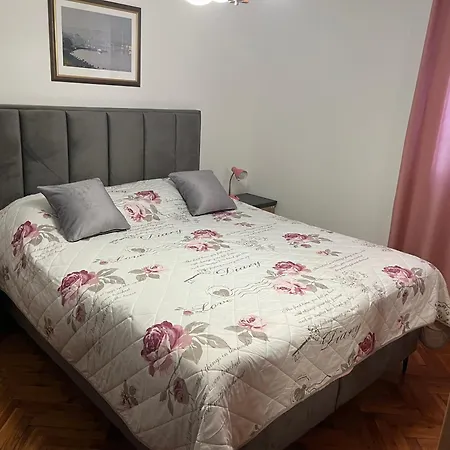 Apartment Julija Vela Luka