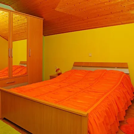 Appartement Julija *